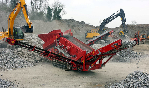 Greater efficiency, less wear, higher productivity Crawler crusher